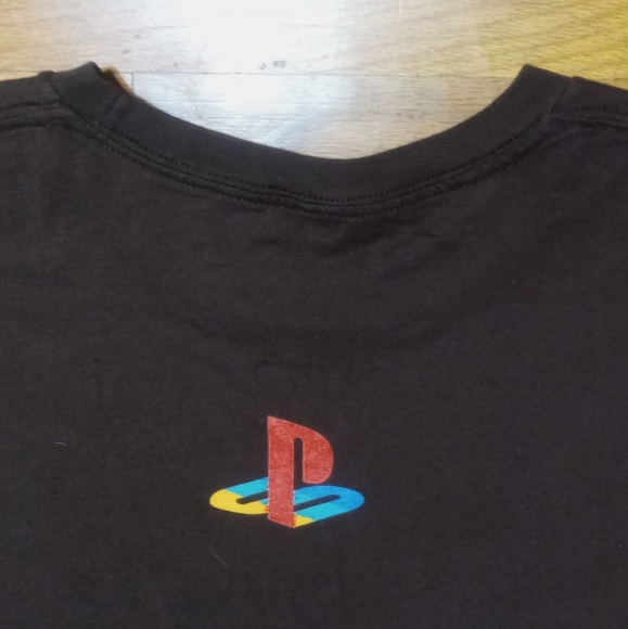 Rare PlayStation Platinum Edition Gamer t shirt Sony - Picture 5 of 6
